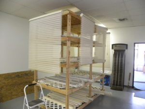 Drying rack blind cleaning